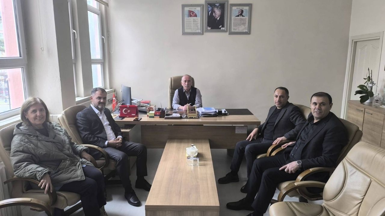 Yozgat’ta Eğitimcilerle İstişare Başkan Şerefli’den Anlamlı Ziyaretler (3)-1