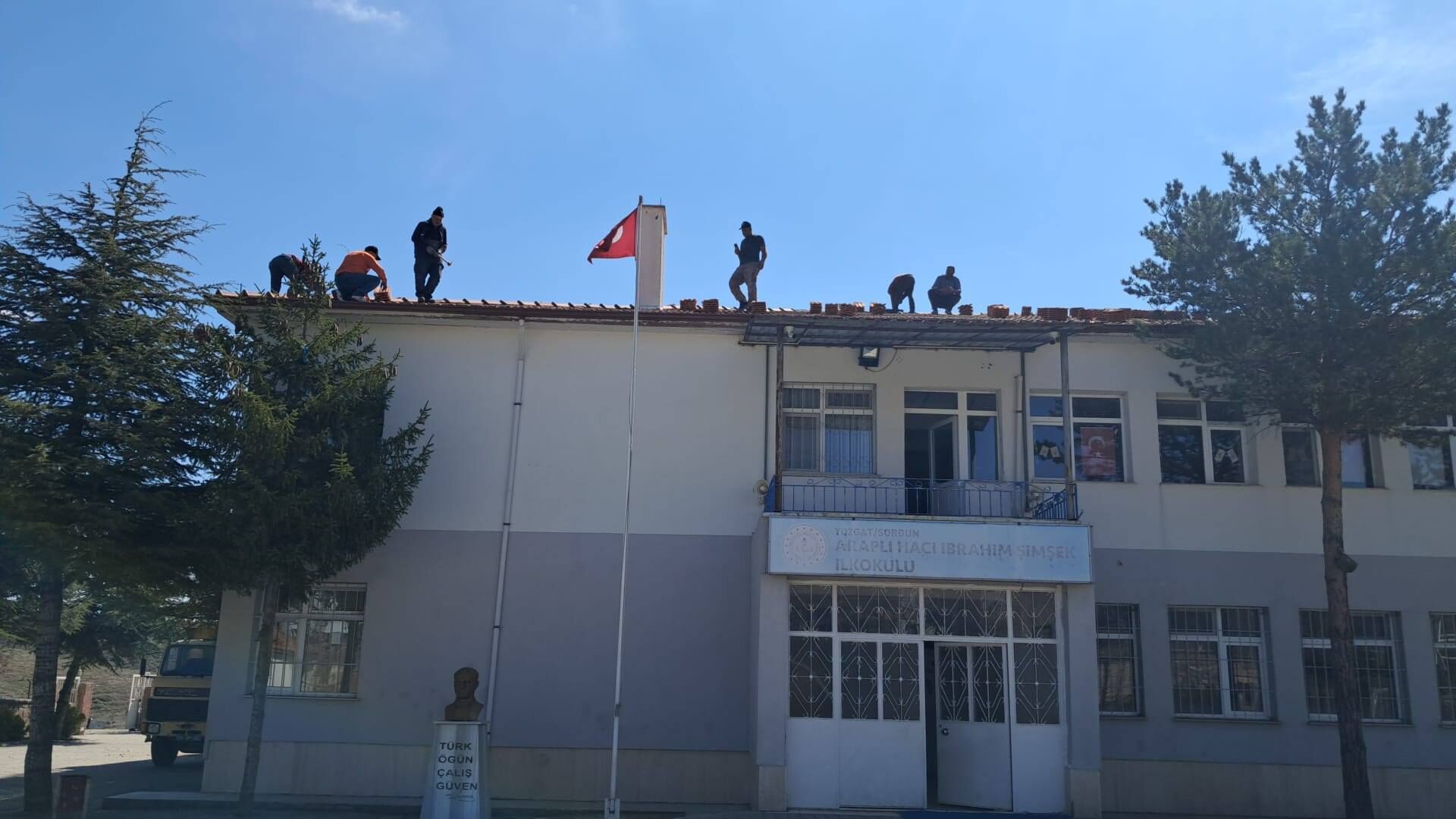 Yozgat'ta Eğitime Çatı Desteği2