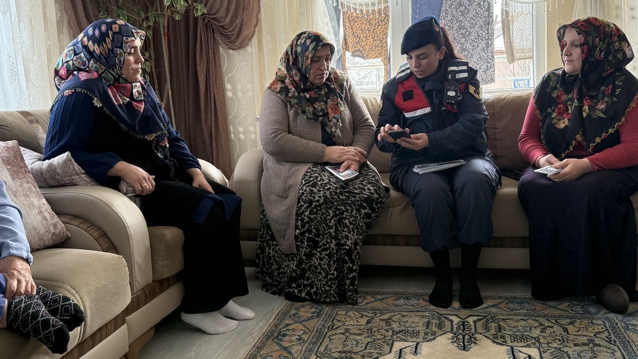 Yozgat’ta Kades Tanıtımı Jandarma Köy Köy Bilgilendiriyor (1)