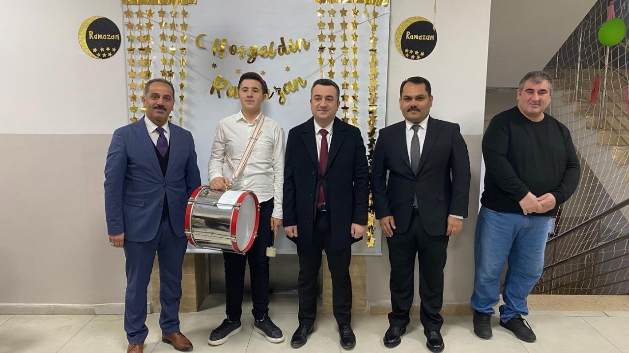 Yozgat’ta Kaymakam Öğrencilerle Aynı Sofrada Buluştu (3)