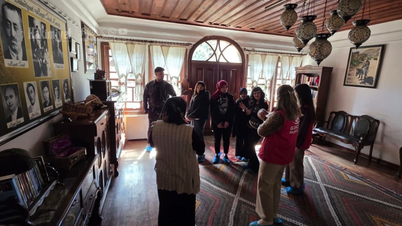 Yozgat’ta ‘Kendini Keşfet, Kültürünü Tanı!’ Projesiyle Gençler Kültürle Buluştu (4)