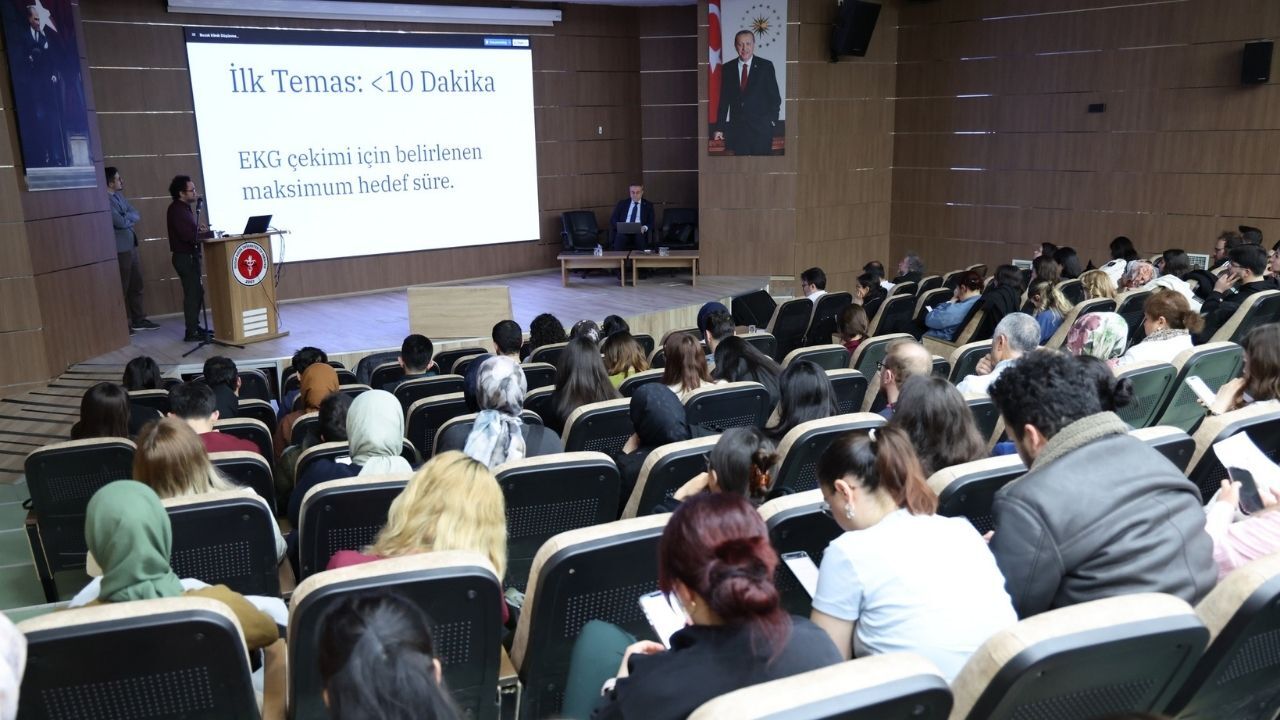 Yozgat’ta Klinik Düşünme Okulu İlk Etkinliğiyle Başladı (2)