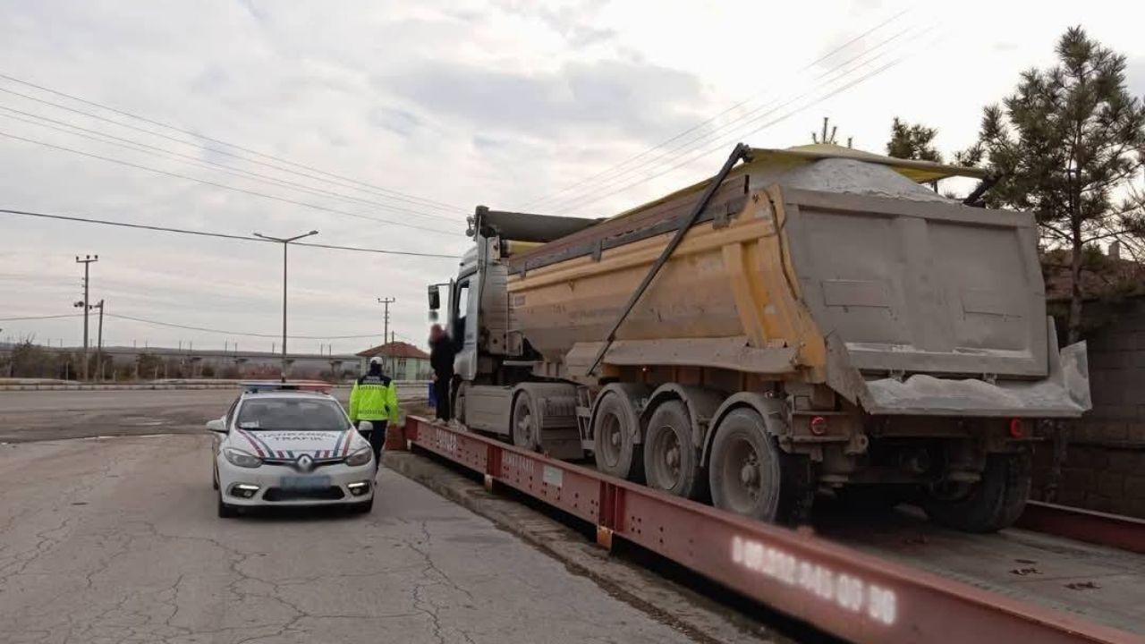 Yozgat’ta Kritik Uyarı Kuralları Hiçe Sayan Sürücülere Ağır Yaptırımlar Kapıda (2)