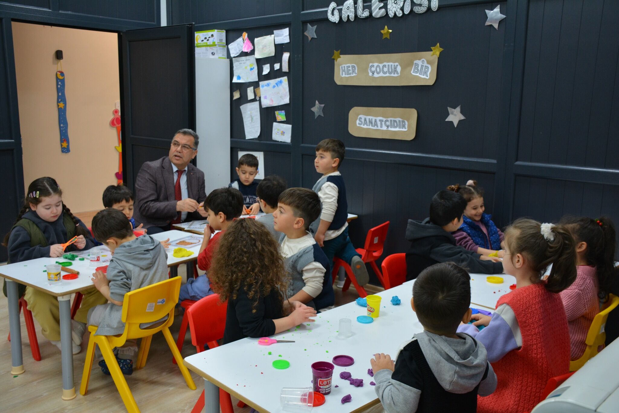 Yozgat'ta Miniklerin Misafiri Müdür Oldu1