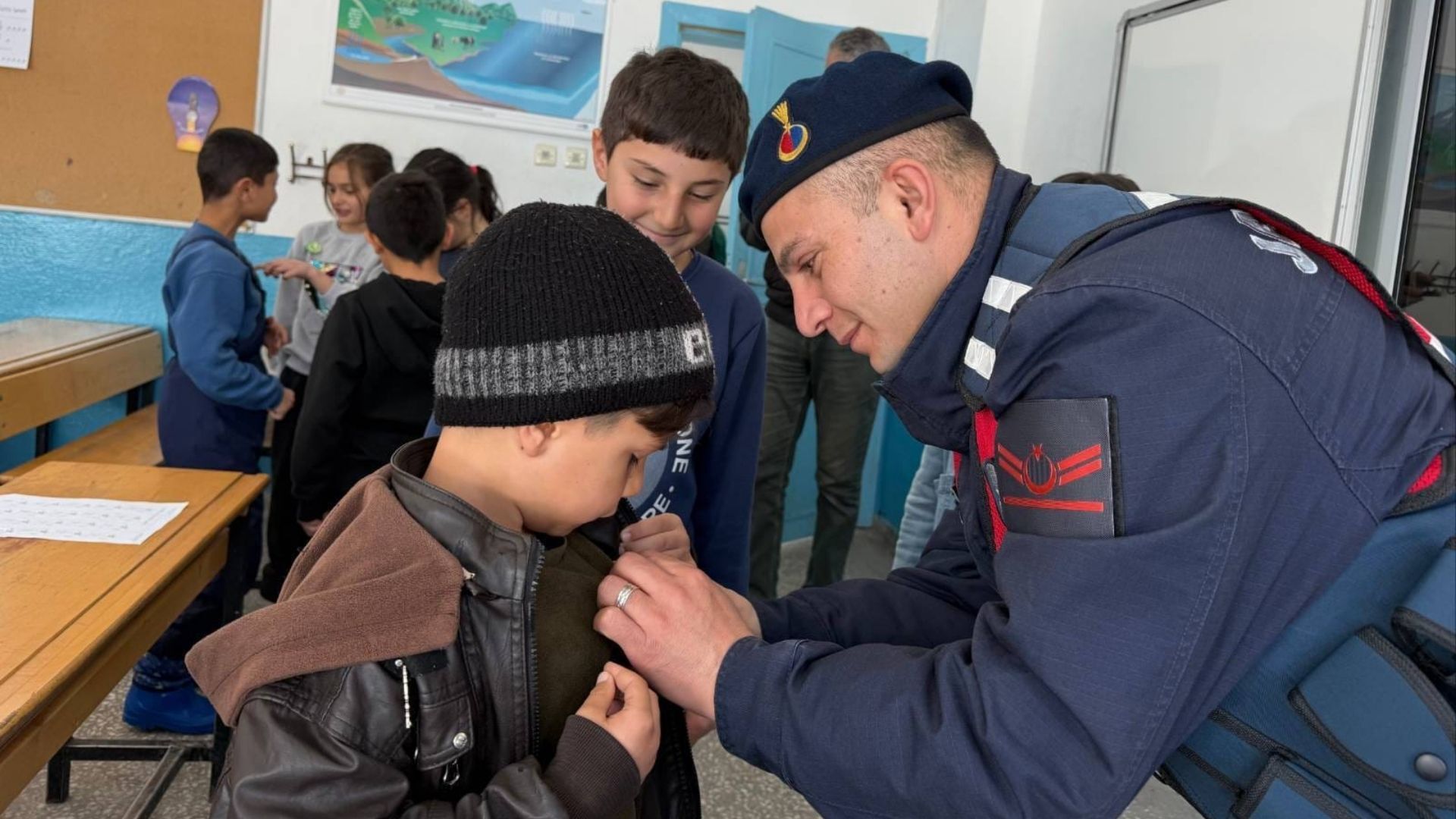 Yozgat’ta Okul Çevrelerinde Sıkı Denetimi (4)