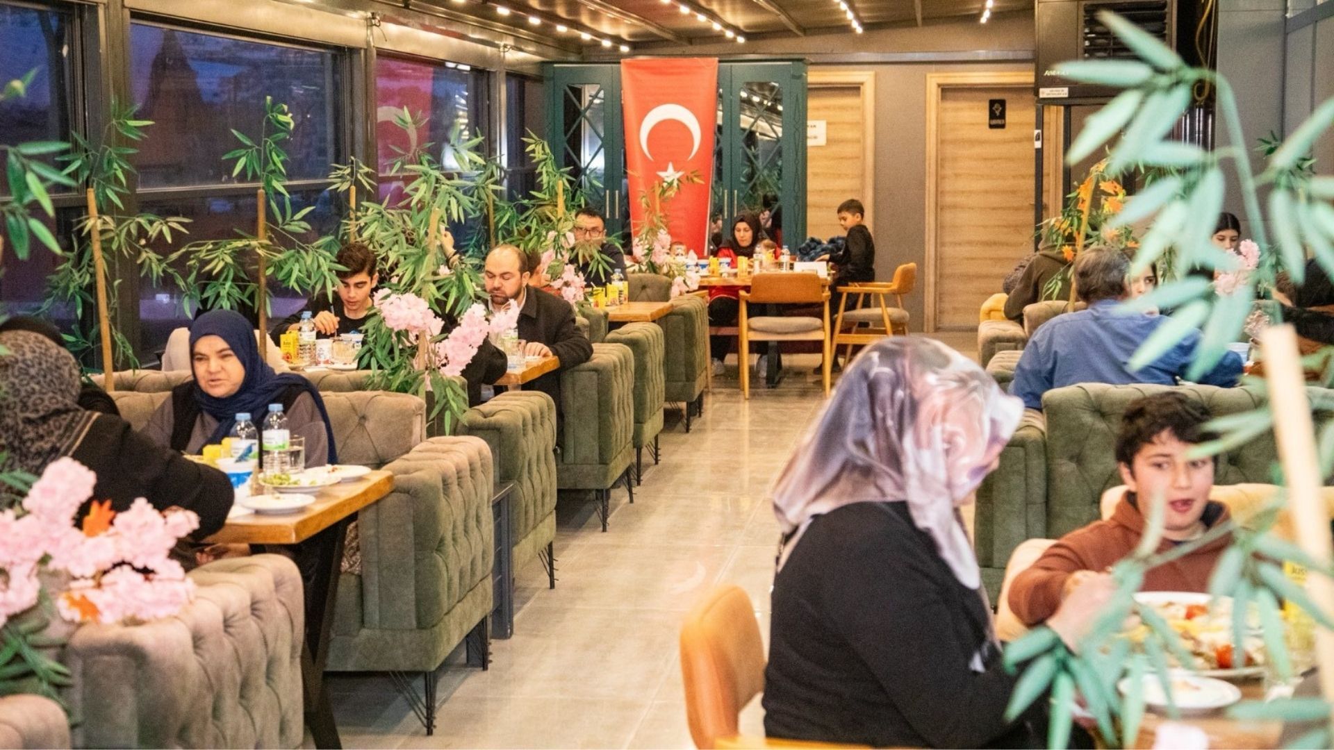 Yozgat’ta Ramazan Geleneği Çocuklar Ve Aileler Kaymakamla Buluştu13