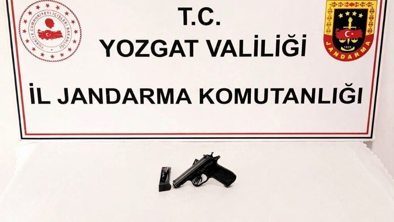 Yozgat’ta Ruhsatsız Silah Operasyonu Evden Cephanelik Çıktı (3)