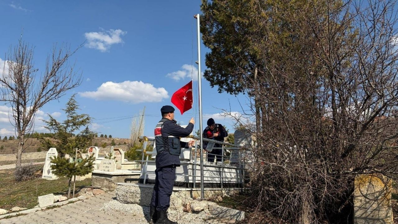 Yozgat’ta Şehit Mezarlarına Bayram Öncesi Özel Dokunuş (3)