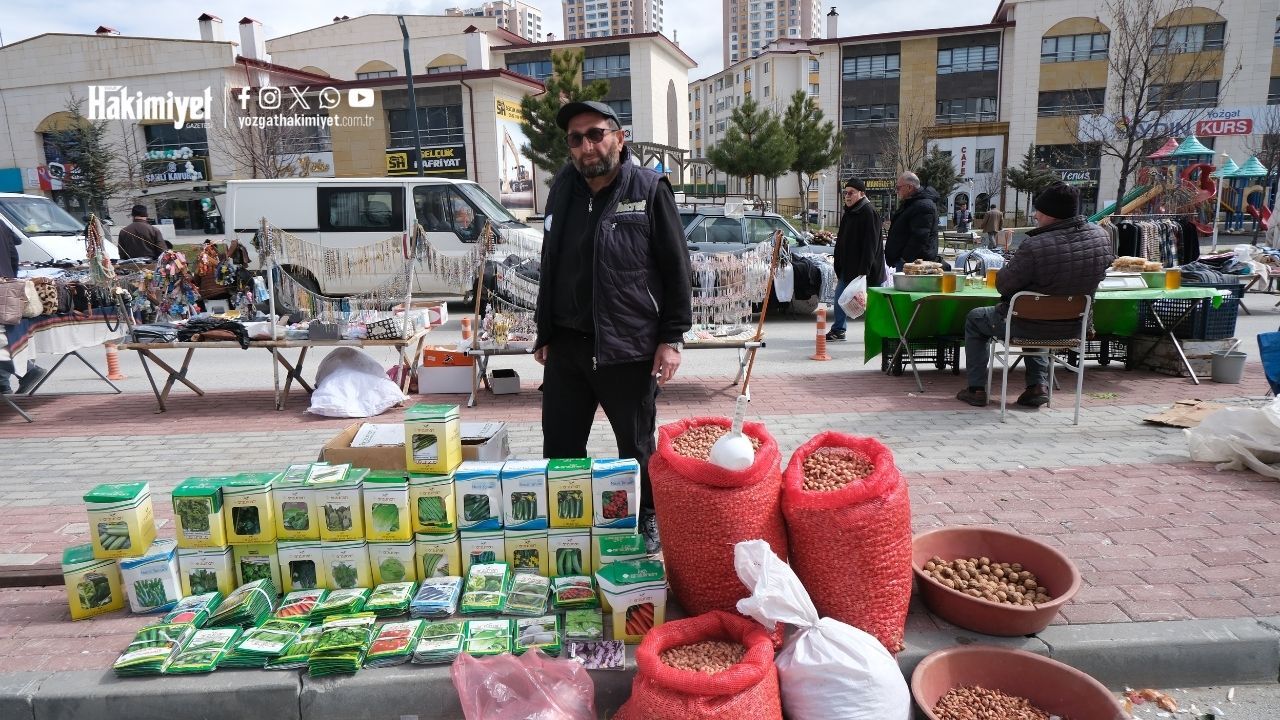 Yozgat'ta Tohumlar Cep Yakıyor Vatandaş Gramla Alıyor (1)