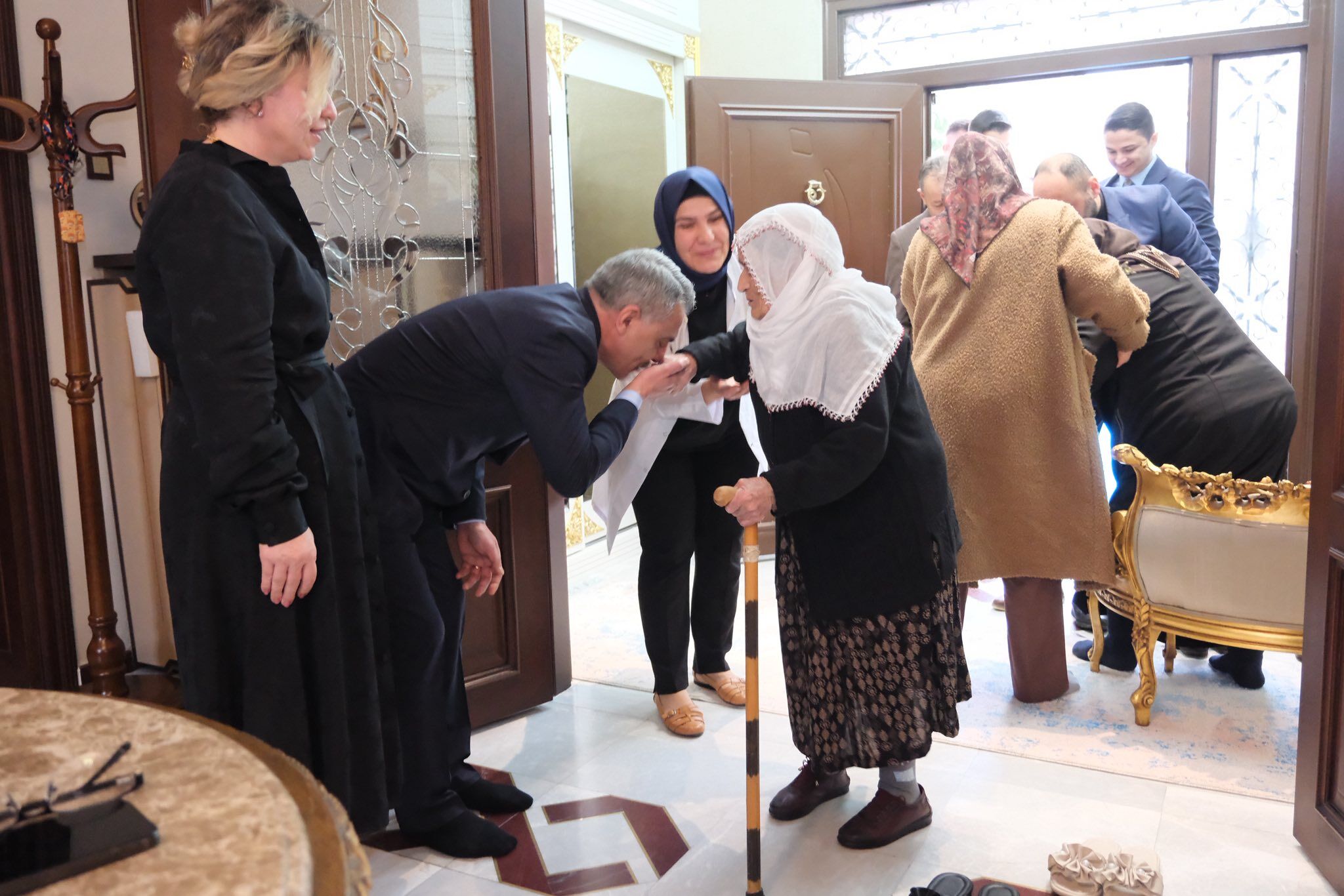 Yozgat'ta Ulu Çınarlar Vali Konağında Ağırlandı