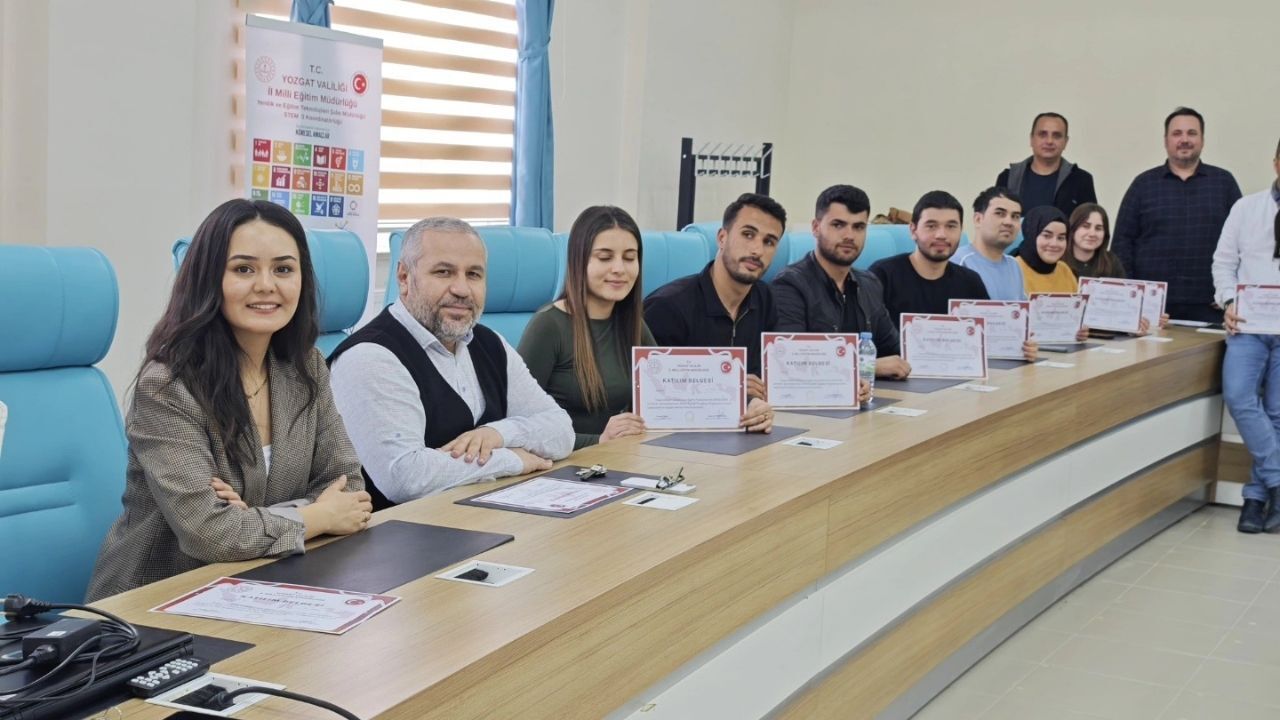 Yozgat’tan Disiplinlerarası Eğitim Hamlesi Stem Çalıştayı Tamamlandı (4)