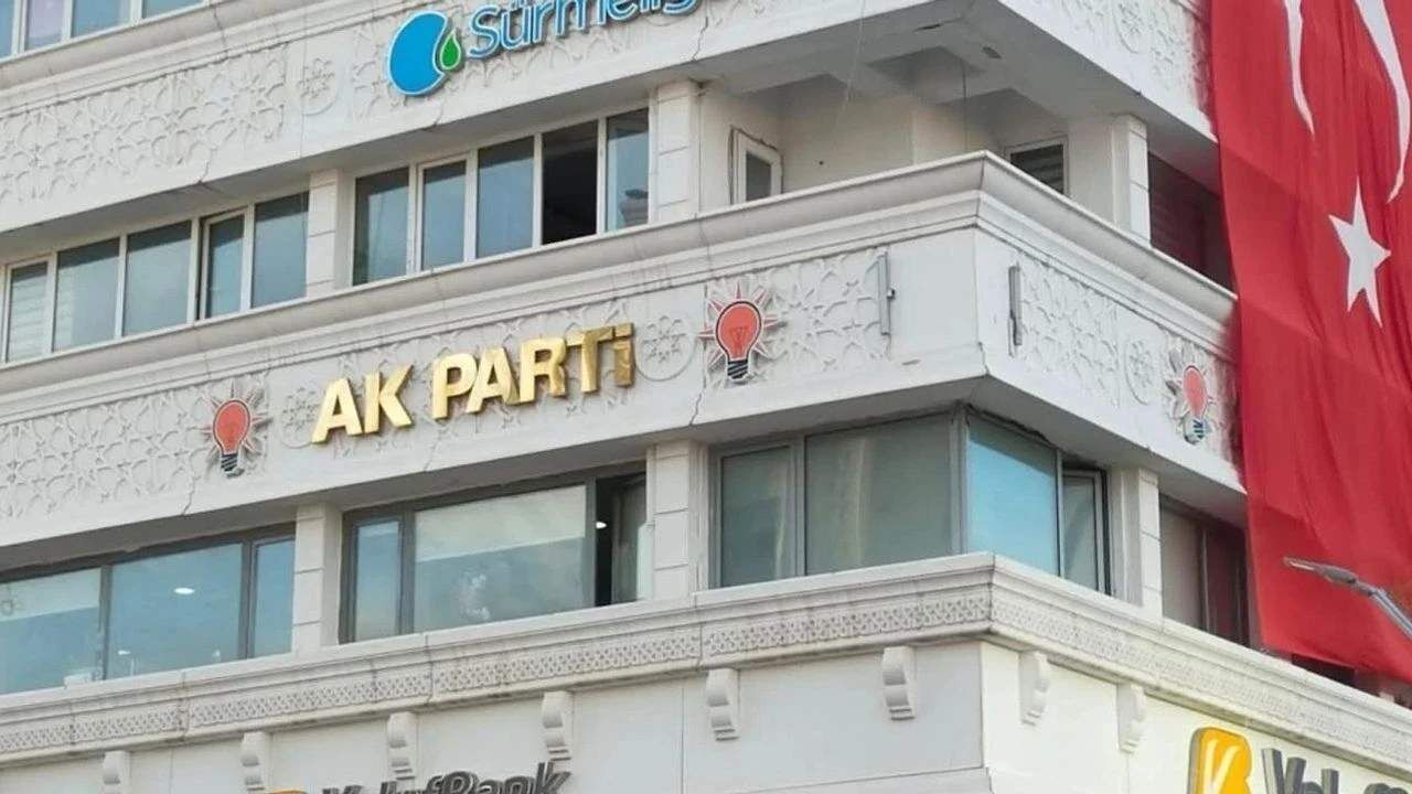 Ak Parti Yozgat'tan Şampiyon Rıza Kayaalp’e Tebrik Yağmuru (1)