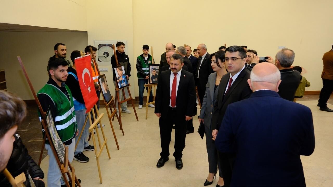 Akdağmadeni’nde 23 Nisan Kutlamasına Hüzün Hakim Oldu (2)