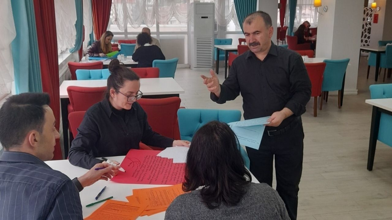 Amasya’da Akademisyenlere Özel Eğitim Bozok Üniversitesi’nden Eğitmen Katkısı (3)