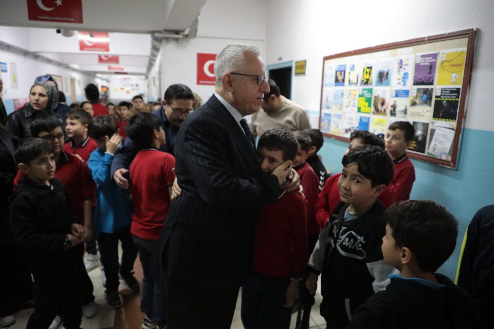 Başkan Arslan, Gençlerin Davetini Kırmadı1