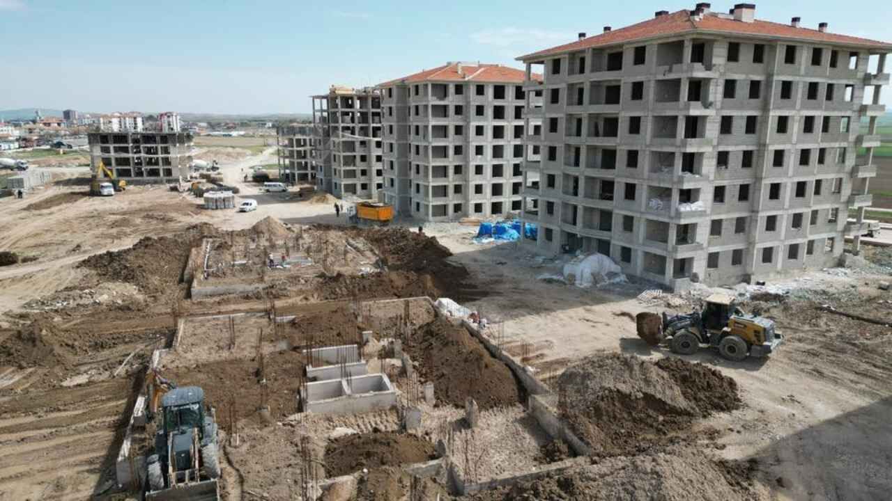 Boğazlıyan’da Konut İhtiyacına Güçlü Çözümi̇lçede Değişim Başladı (3)