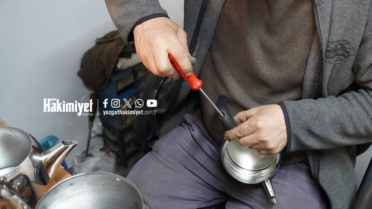 Çayın Tadına Can Veren Usta Çaydanlıkları Adeta Tedavi Ediyor (1)