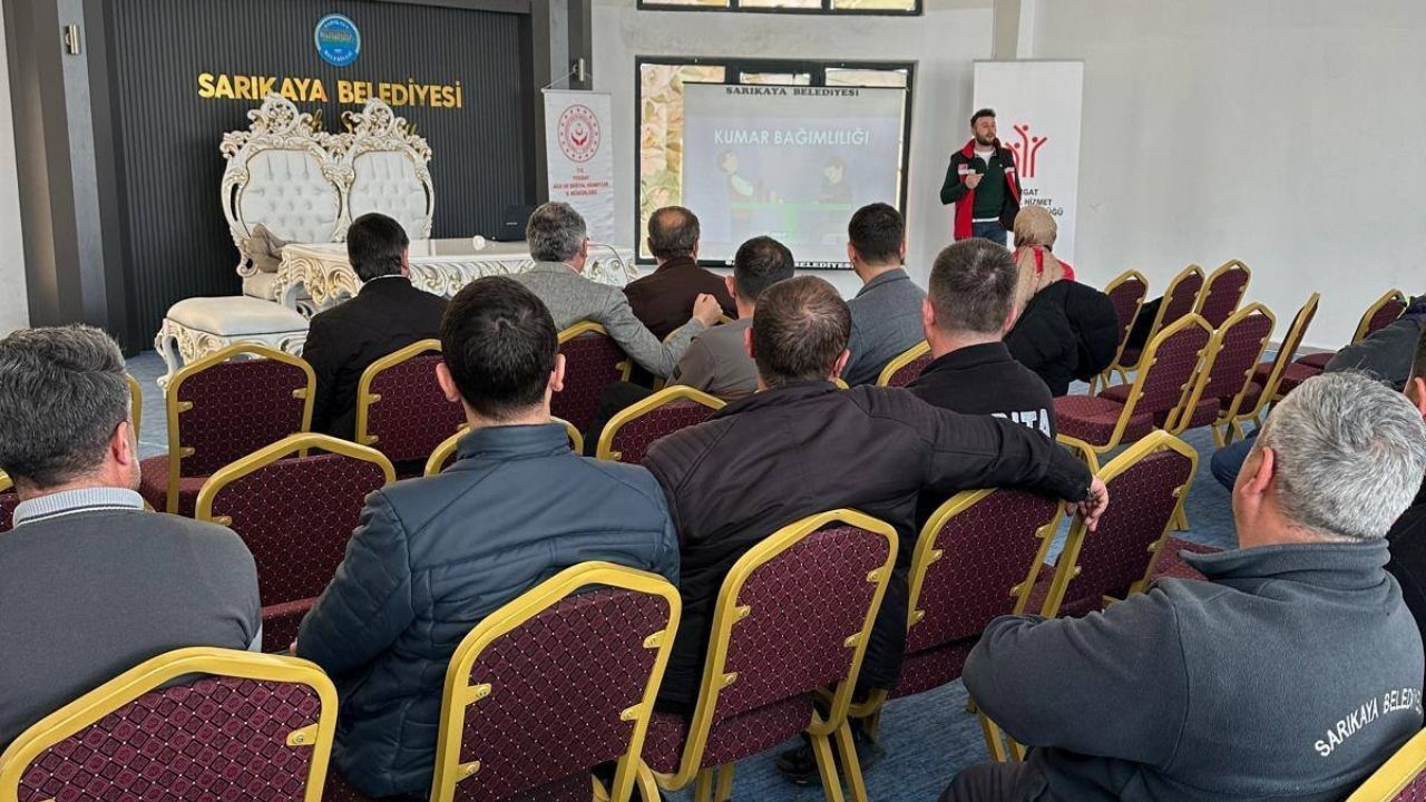 Dijital Bağımlılık Alarmı Yozgat’ta Kamu Çalışanlarına Eğitim (1)