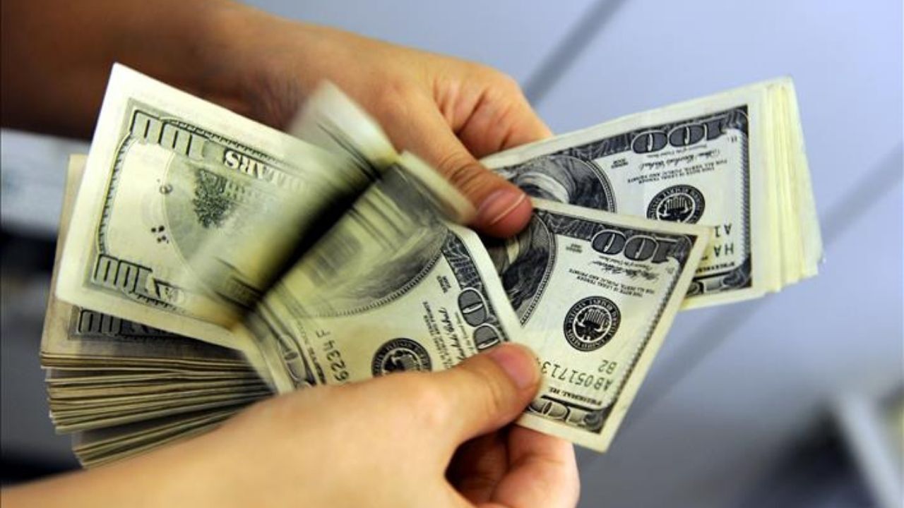 Döviz Piyasası Yozgat’ta Güne Hareketli Başladı (1)