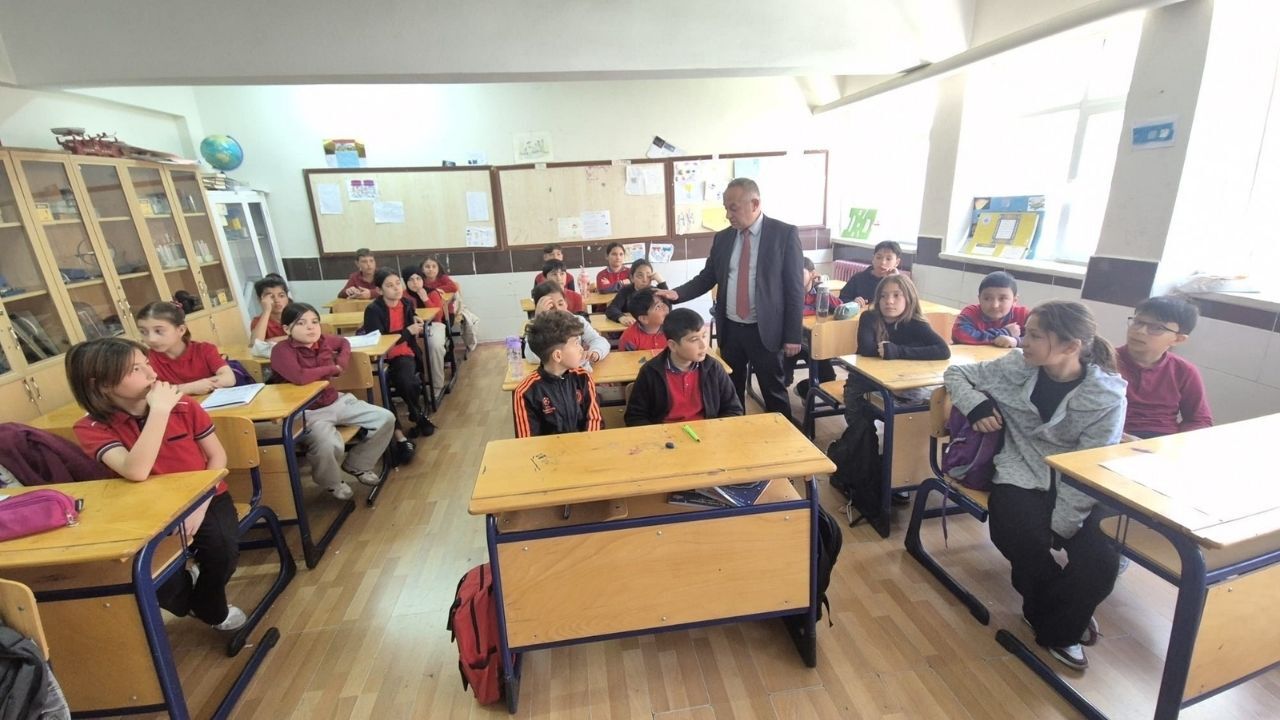 Eğitimde Yeni Dönem Başladı Yozgat’ta Öğrencilere Dikkat Çeken Sistem Anlatıldı (3)