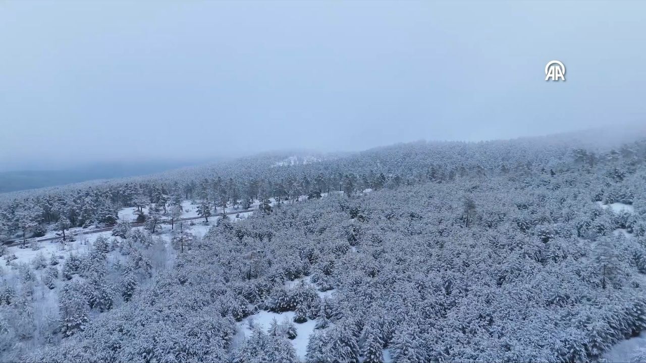 Görenler Gözlerine İnanamadı! Yozgat’ta Nisan Karı Dron Görüntülendi (1)