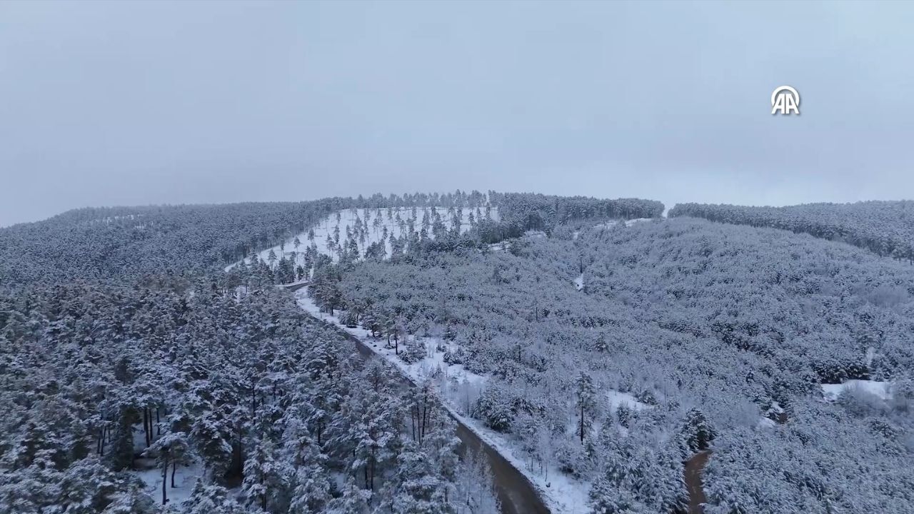 Görenler Gözlerine İnanamadı! Yozgat’ta Nisan Karı Dron Görüntülendi (2)