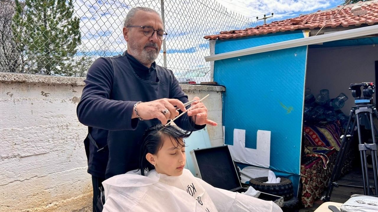 İlk Yozgat’tan Başladı Köy Köy Gezip Çocukların Yüzünü Güldürüyor (2)