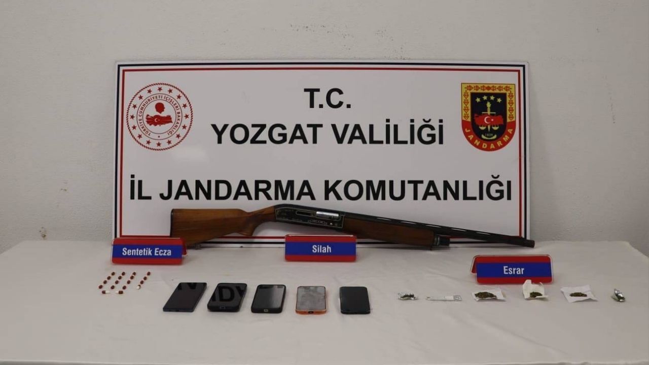 Jandarma Düğmeye Bastı Yozgat Merkezli Operasyonda Şok Yakalamalar (1)