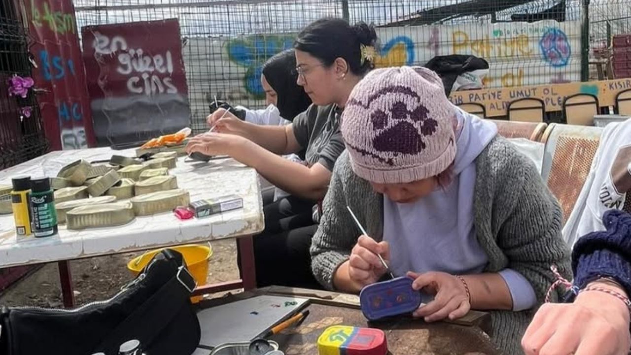 Kampüste Yürek Isıtan Görüntüler Yozgat’ta Gençlerden Örnek Farkındalık Etkinliği (4)