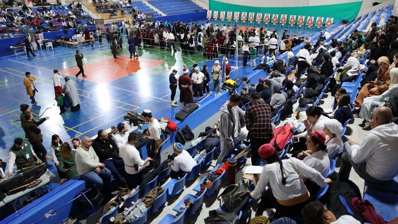 Malazgirt’ten Cumhuriyet’e Yozgat’ta Okçuluk Heyecanı Üniversiteyi Sardı (2)