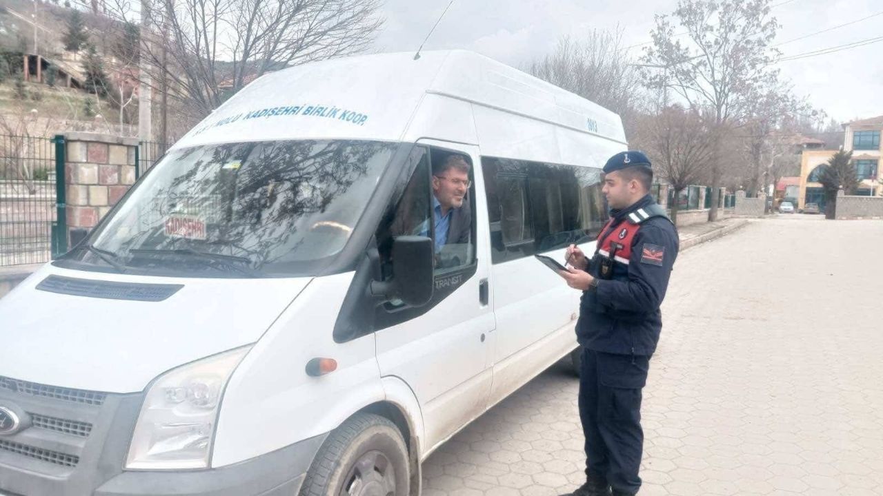 Öğrenci Güvenliği İçin Harekete Geçildi Yozgat’ta Yapılan Kontroller Merak Uyandırdı (1)