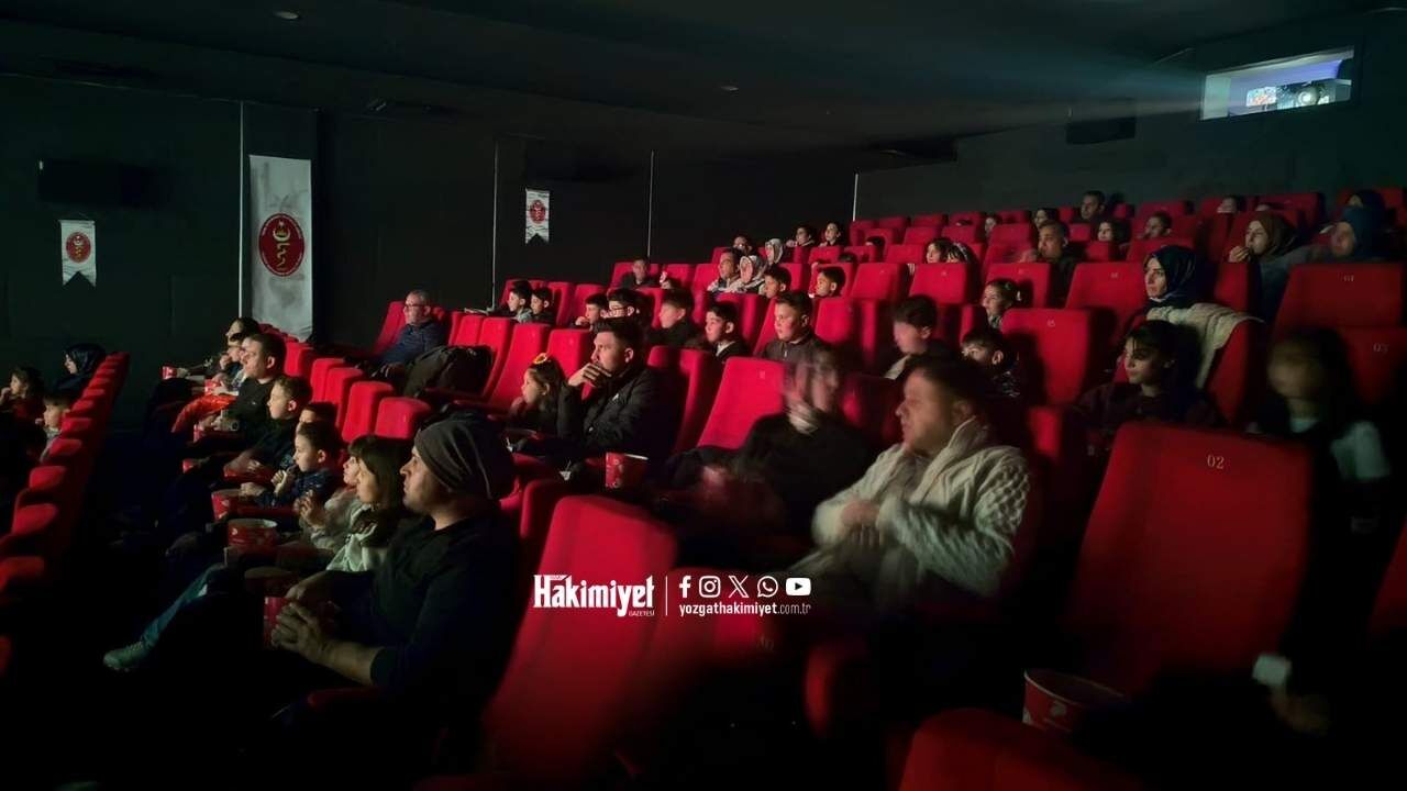 Önce Sinema Sonra Oyun Parkı! Yozgatlı Çocuklar Bu Şenlikte Doyasıya Eğlendi (3)