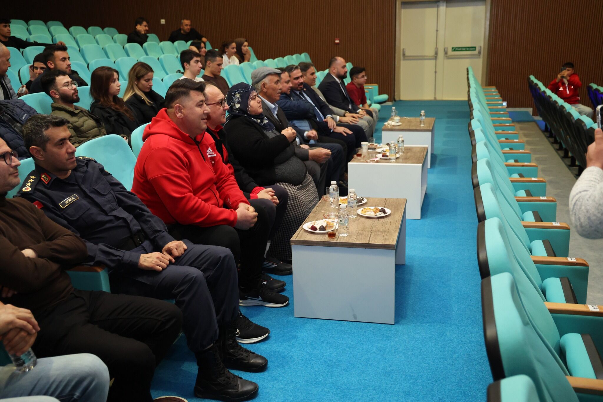 Rıza Kayaalp Avrupa’da Tarih Yazdı