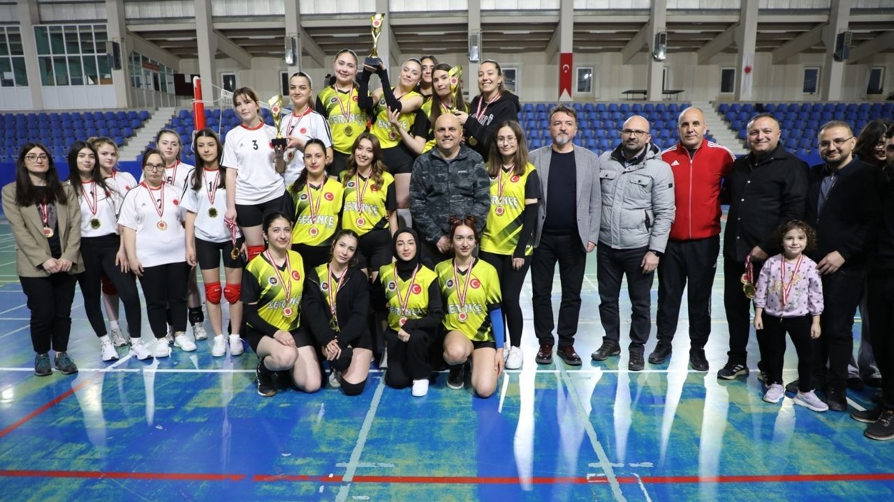 Tribünleri Heyecan Saran Final Yozgat’ta Şampiyonluk Mücadelesinde Kritik Skor (2)