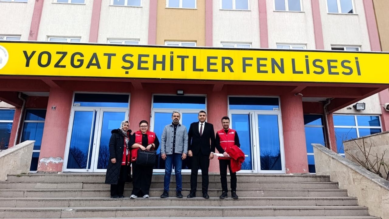Türk Kızılay Yozgat’tan Eğitim Hamlesi 5 Okulda Aynı Konu Gündemdeydi (7)