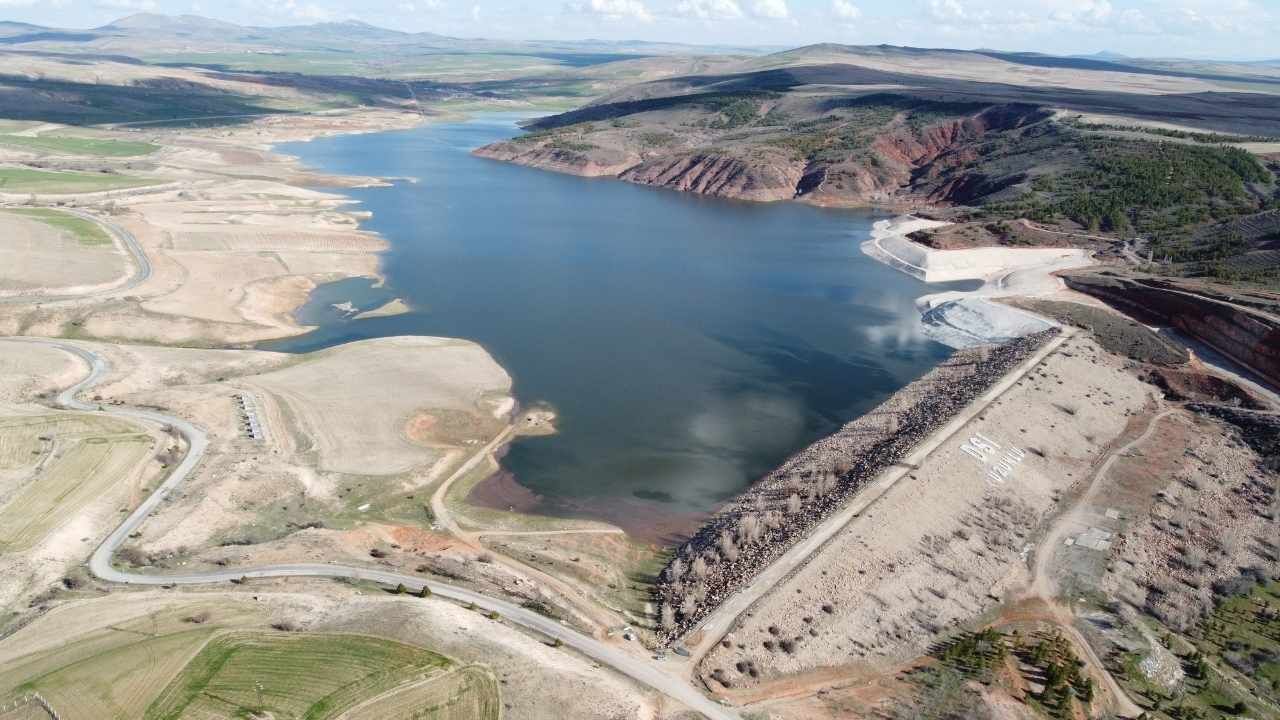 Uzunlu Barajı’nda Umut Veren Yükseliş Dronla Belgelendi (3)