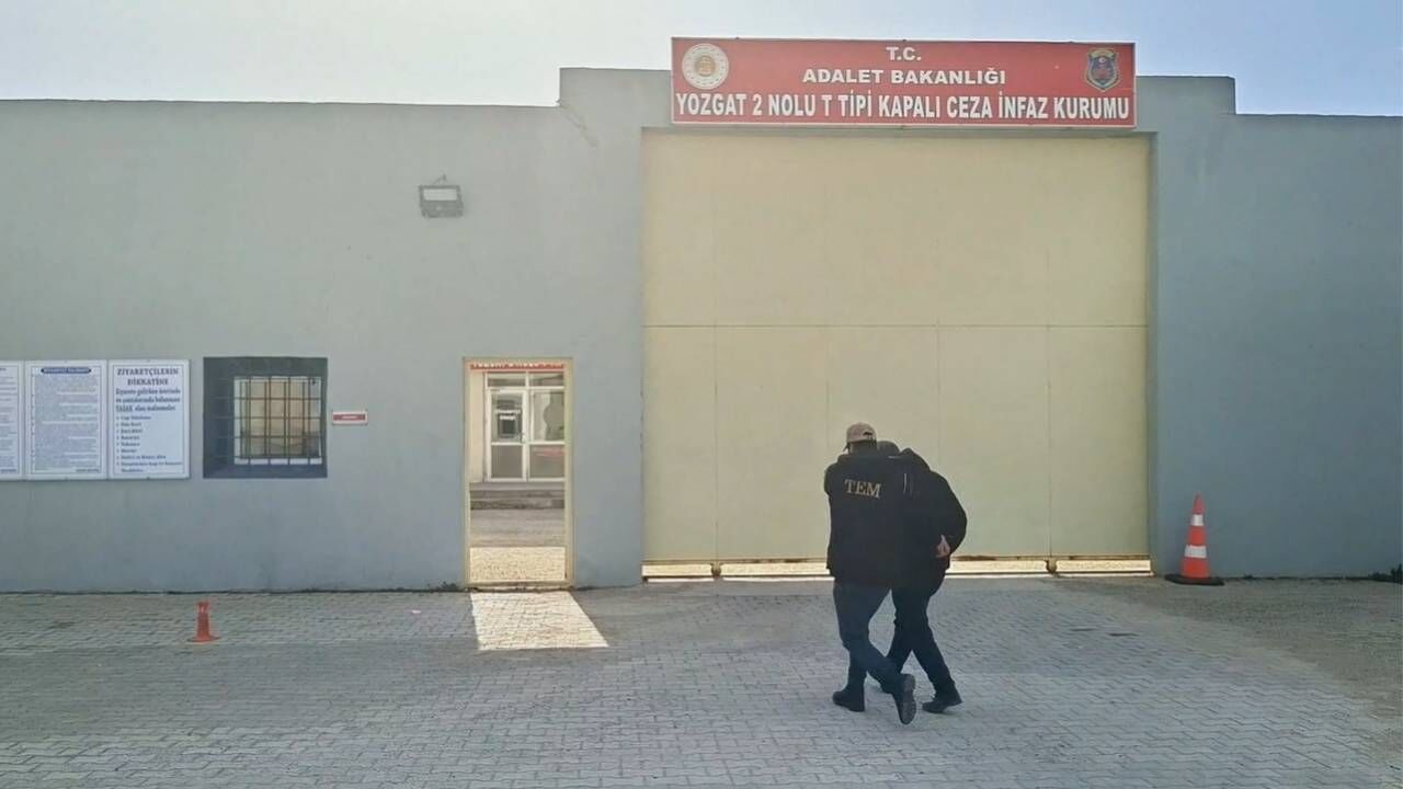 Yozgat Emniyetinden Nokta Operasyon Aranan Şahıs Yakalandı (2)