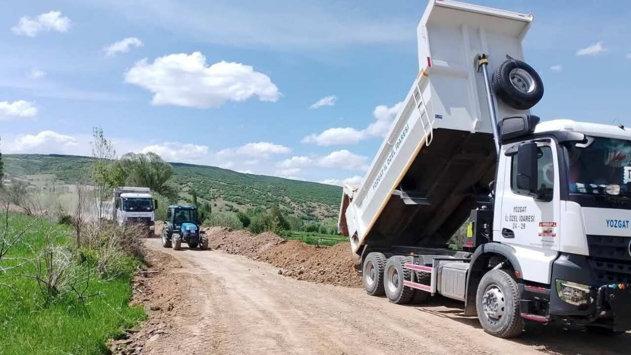 Yozgat Kırsalında Hizmet Atağı Sürüyor Altyapı Çalışmaları Hızlandı (2)