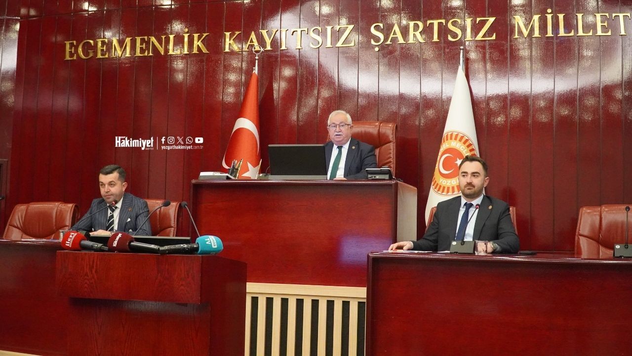 Yozgat Meclis Başkanı Ünal'dan Güvenoyu Sonrası İlk Açıklama! (2)