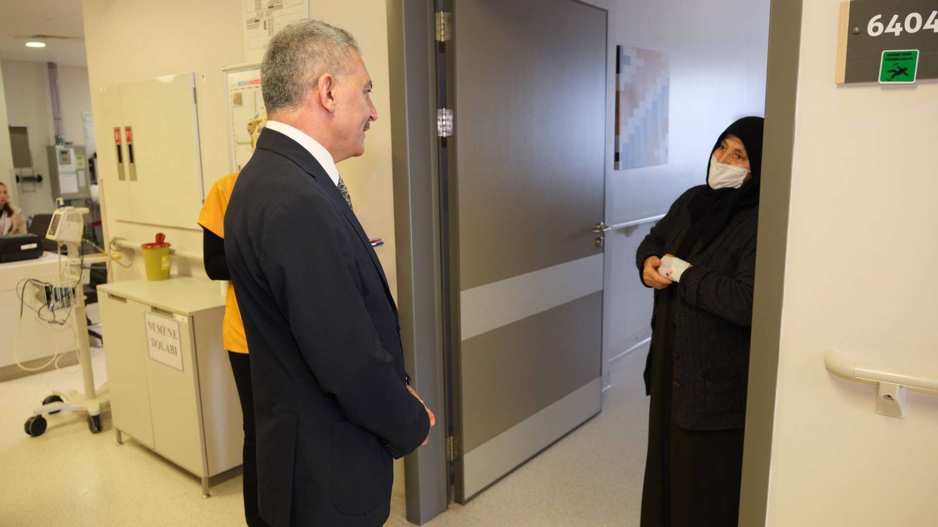 Yozgat Valisi Özkan’dan Dikkat Çeken Ziyaret Birebir Görüştü (4)