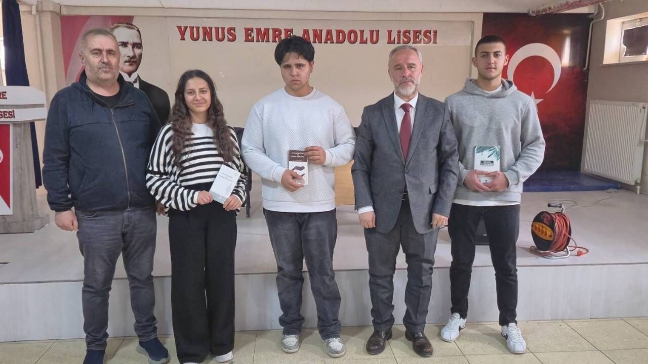 Yozgatlı Öğrencileri Meraklandıran Söyleşi Müftü Elveren Ne Anlattı (1)