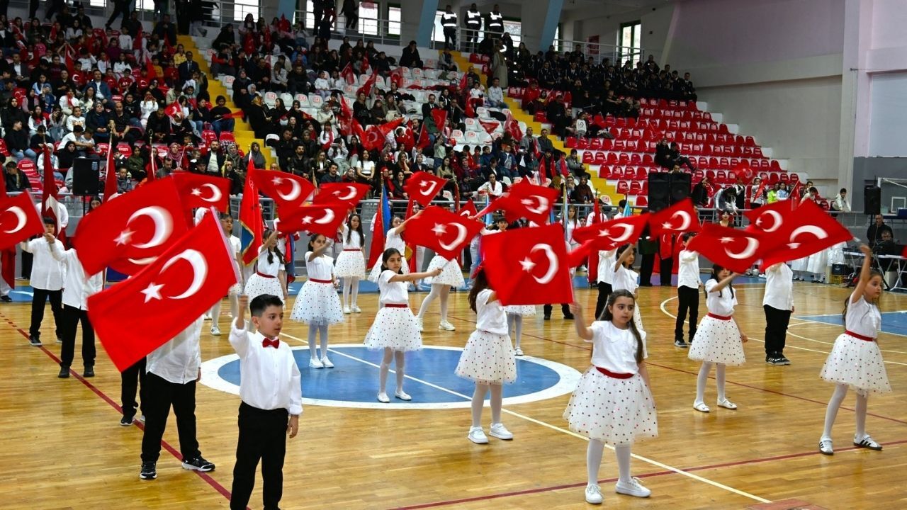 Yozgat’ta 23 Nisan Rüzgarı Şehir Tek Yürek Oldu! (5)
