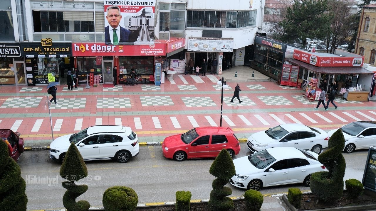 Yozgat'ta Ani Dolu Yağışı Hayatı Olumsuz Etkiledi (3)
