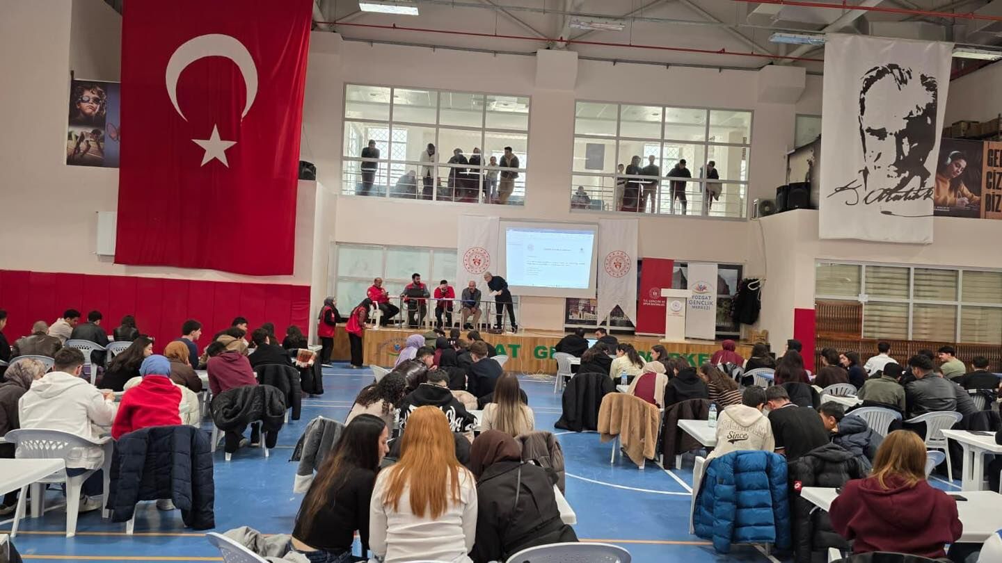Yozgat’ta Büyük Rekabet! Gençler Spor, Sanat Ve Tarihte Yarıştı