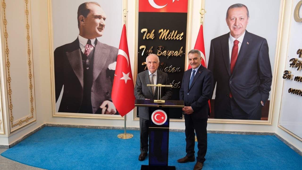 Yozgat’ta Dikkat Çeken Buluşma Aynı Karede Yer Alan İsimler Merak Uyandırdı (3)