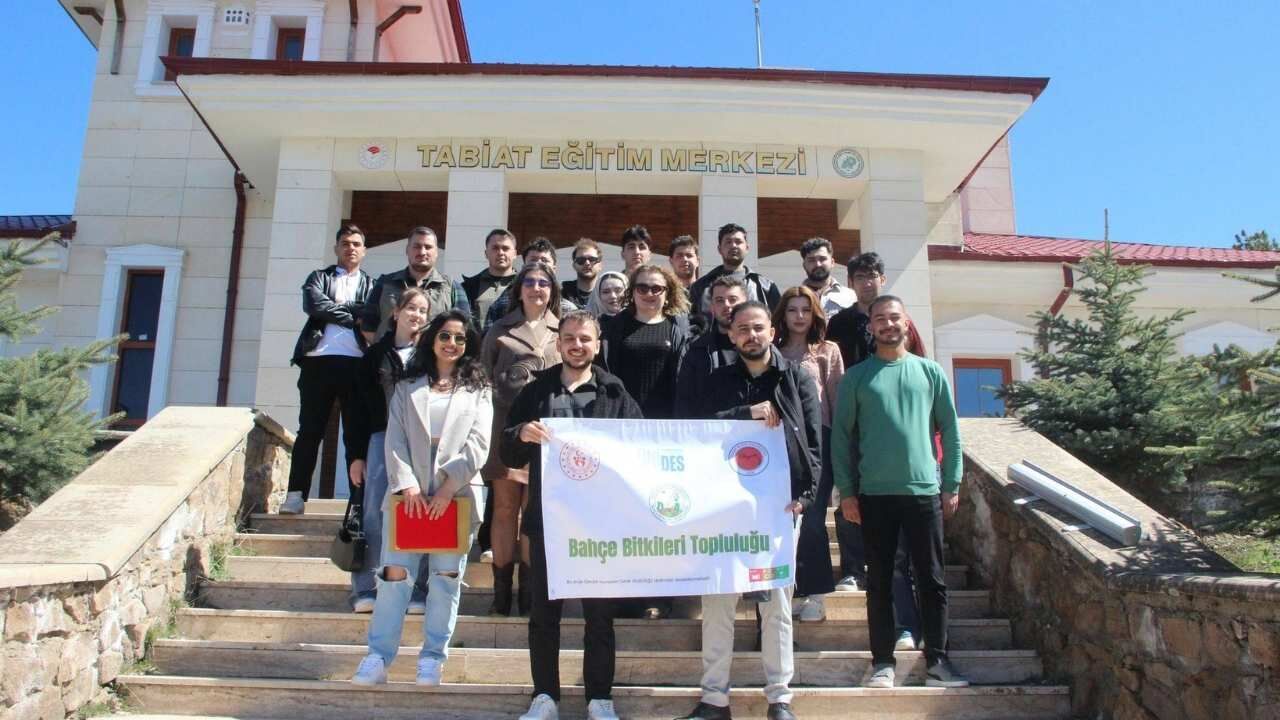 Yozgat’ta Doğanın Sessiz Mesajı Gençlerle Buluştu (1)