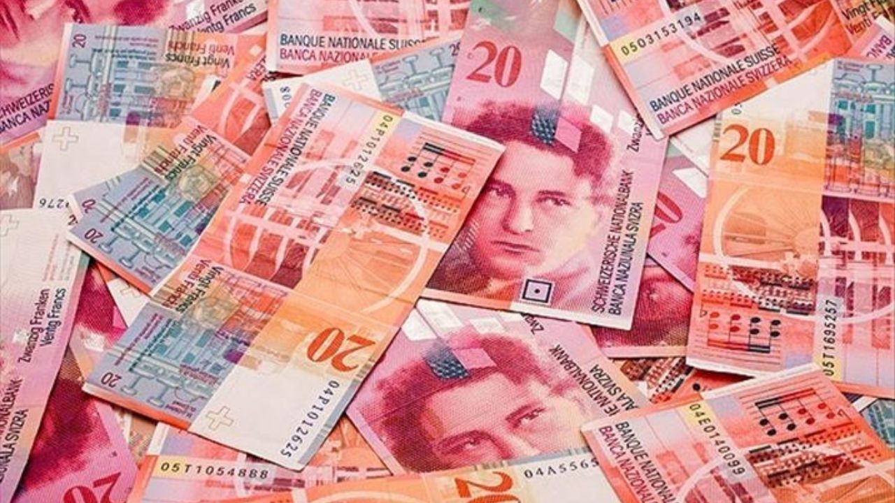 Yozgat'ta Döviz Kurlarında Merak Uyandıran Gelişme Piyasanın İlk Yönü Belli Oldu (2)