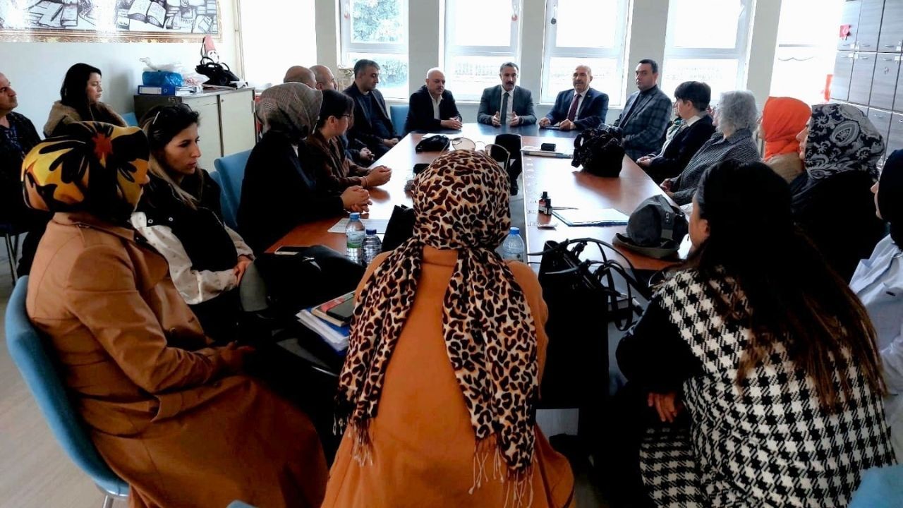 Yozgat'ta Eğitim Camiasına Moral Ve Motivasyon Ziyaretleri (3)