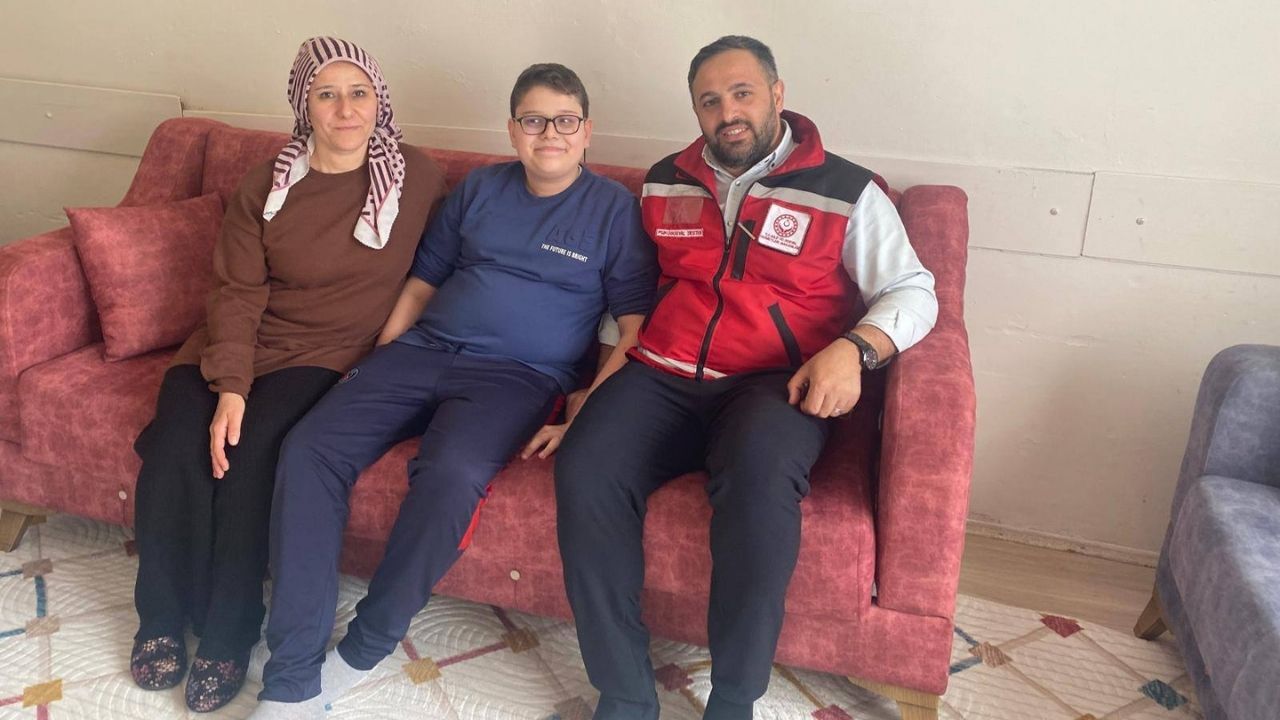 Yozgat’ta Farkındalık Günü Kapsamında Sıcak Buluşma Aileler Yalnız Bırakılmadı (1)