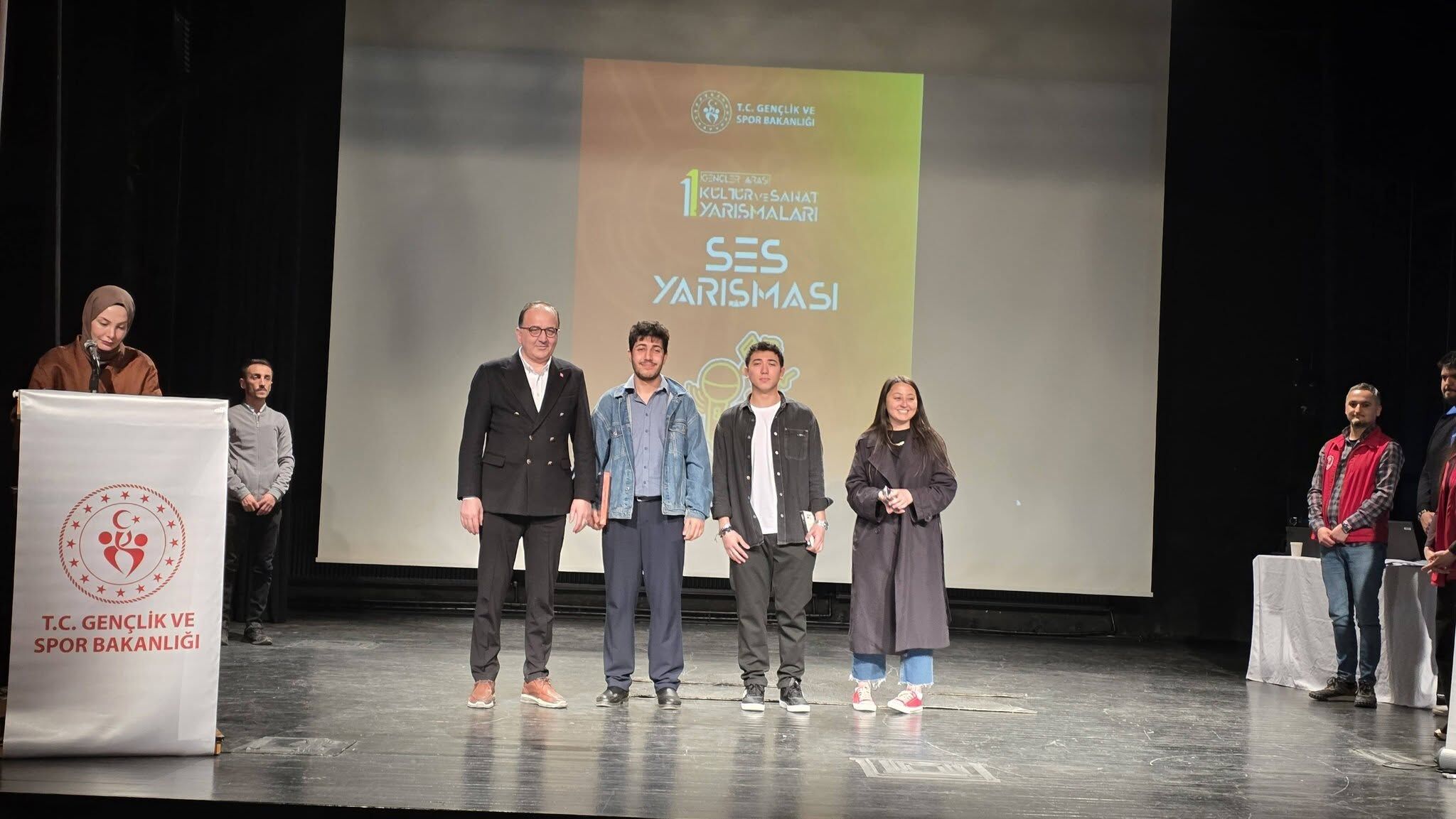 Yozgat'ta Genç Sesler Yarıştı3